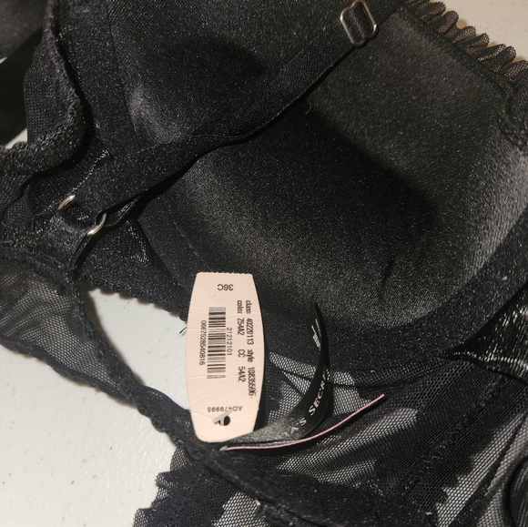 Victoria's Secret Sexy Little Thing - Picture 4 of 4